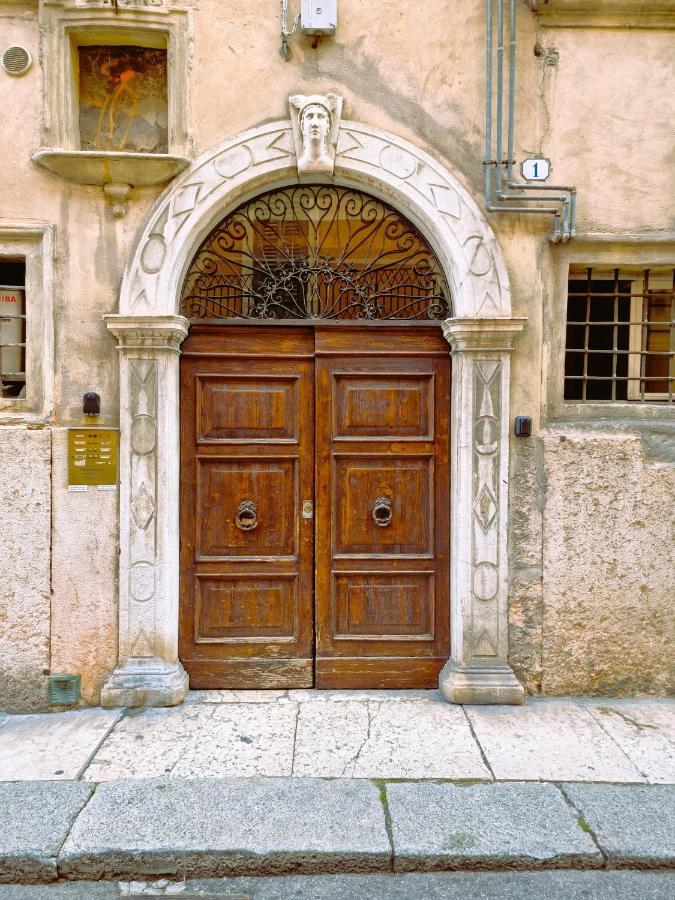 Suite Antico Seminario 维罗纳 外观 照片